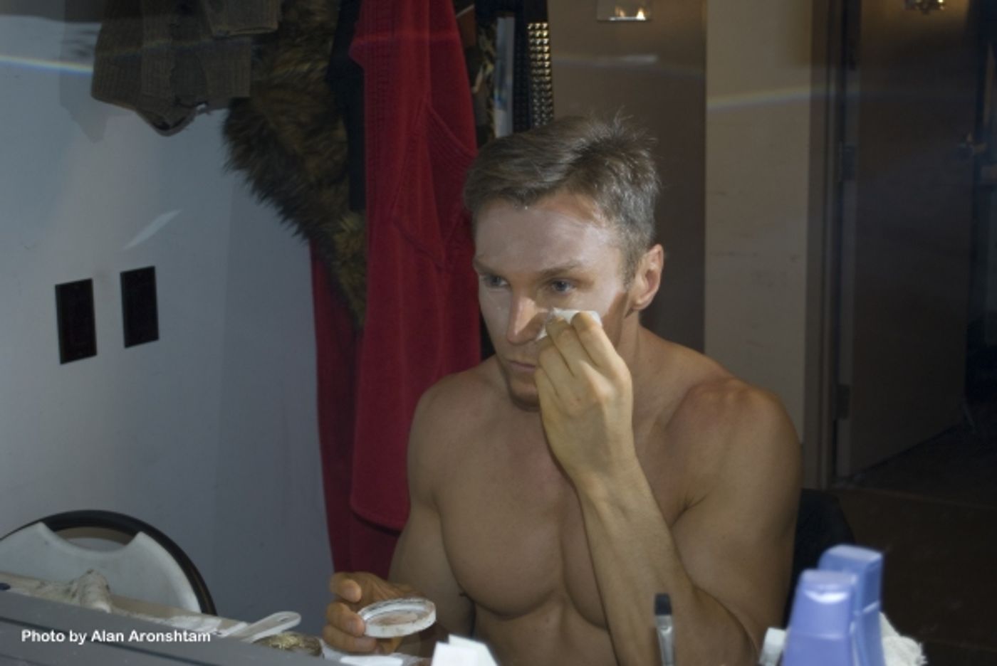 Photo Flash: Go Backstage at CATS with Martin Samuel Image