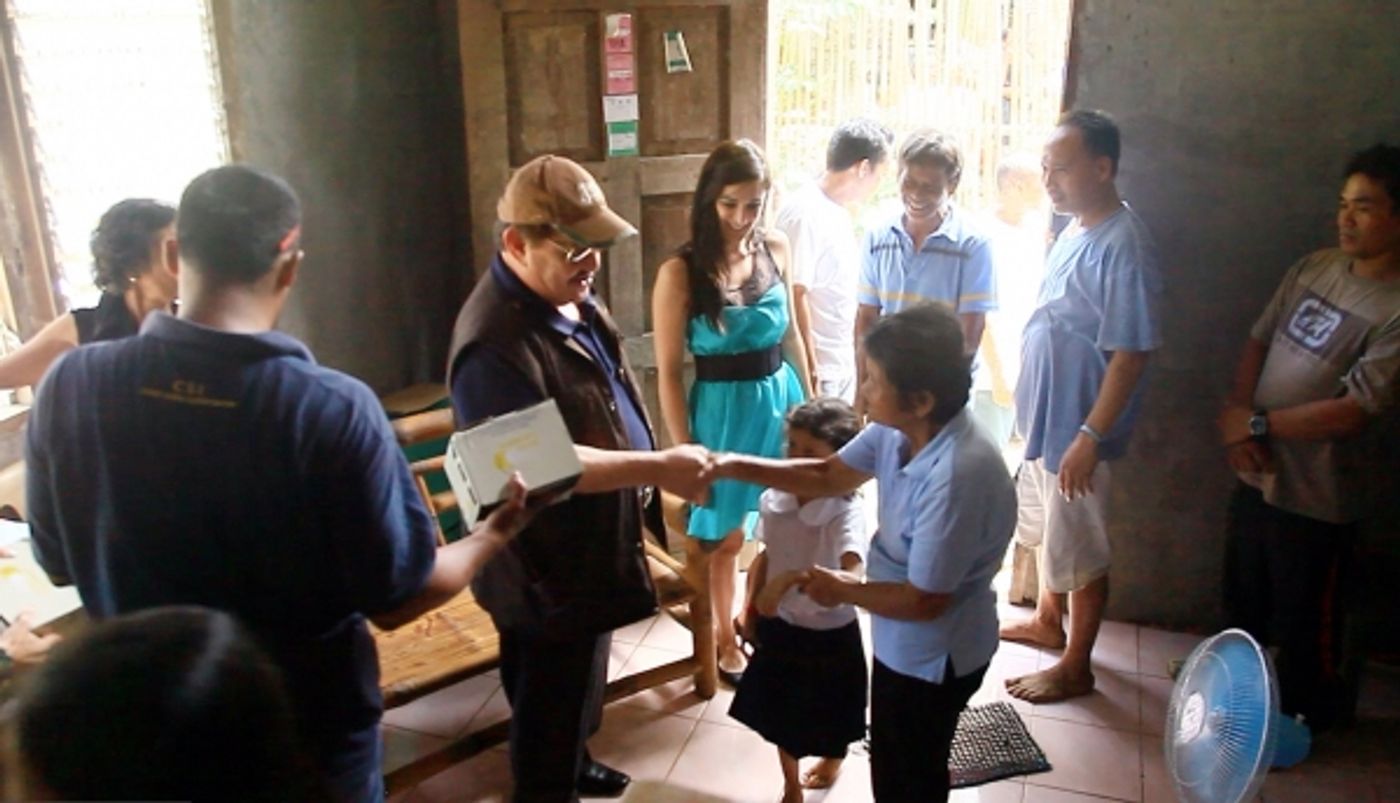 Photo Flash: Fashion One Foundation's Light A Million Homes Project Kicks Off in the Philippines  Image