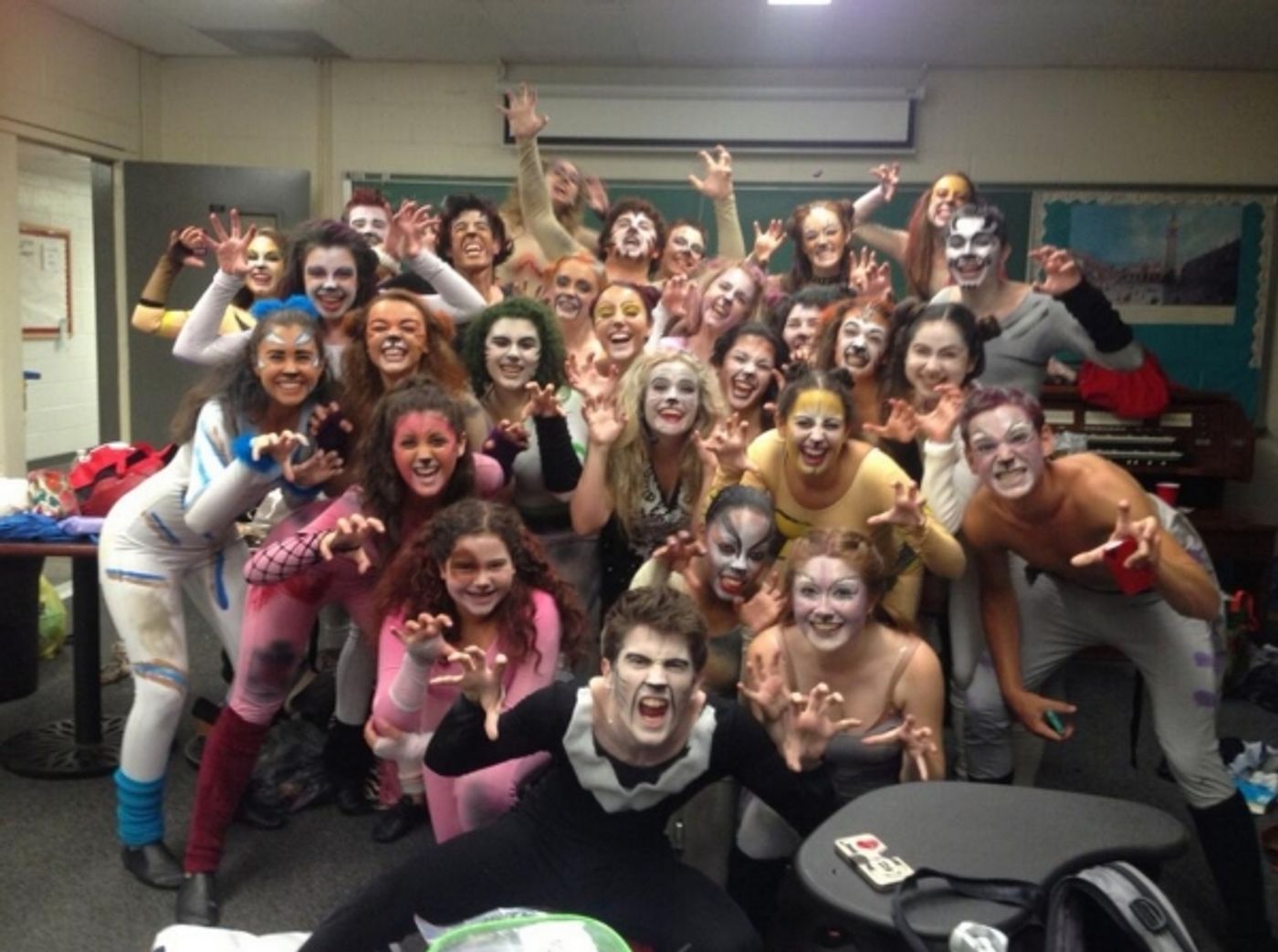 Photo Flash: Saturday Intermission Pics, July 20 - Part 2, Weekend Theatre's SPAMALOT, Barter Theatre's LES MISERABLES, SHREK & More  Image