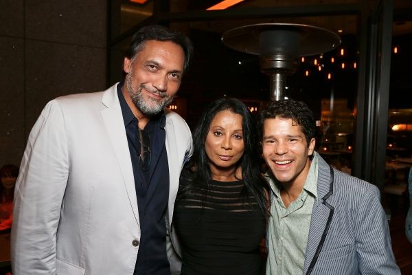 Photo Flash: James Franco, Bobby Cannavale, Kyra Sedgwick and More Attend CTG's A PARALLELOGRAM Opening — photo 49 of 59