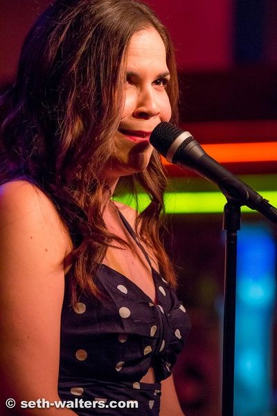 Lindsay Mendez Photo