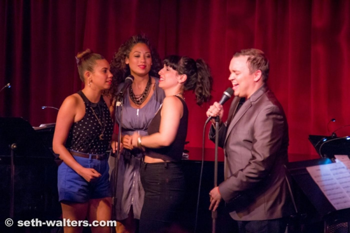 Photo Flash: William Blake Plays Birdland  Image