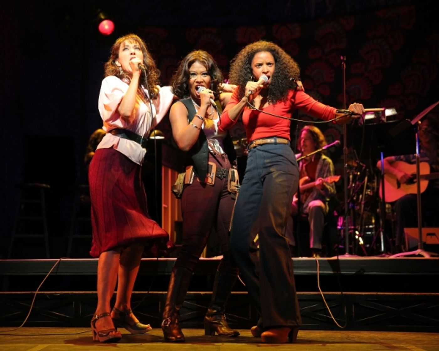 Photo Flash: First Look at Renée Elise Goldsberry & More in Encores! I'M GETTING MY ACT TOGETHER AND TAKING IT ON THE ROAD  Image