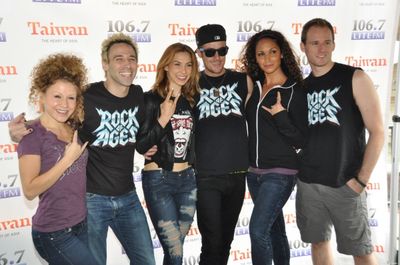 Josephine Rose Roberts, Joey Calveri, Cassie Silva, Cody Scott Lancaster, Jenn Rias a Photo