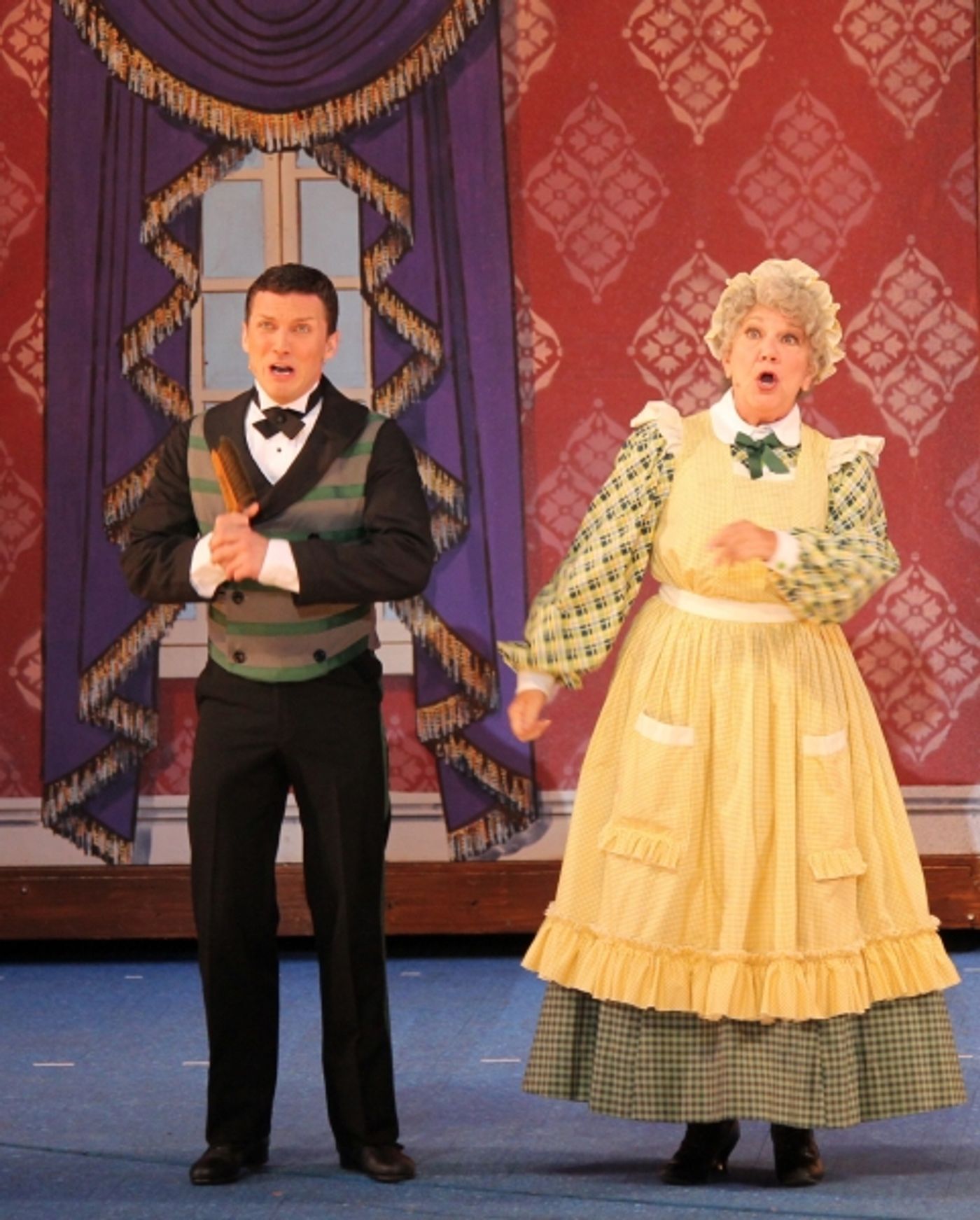 Photos and Video: First Look at Jenny Powers, Rob McClure & More in MARY POPPINS at the MUNY! Image