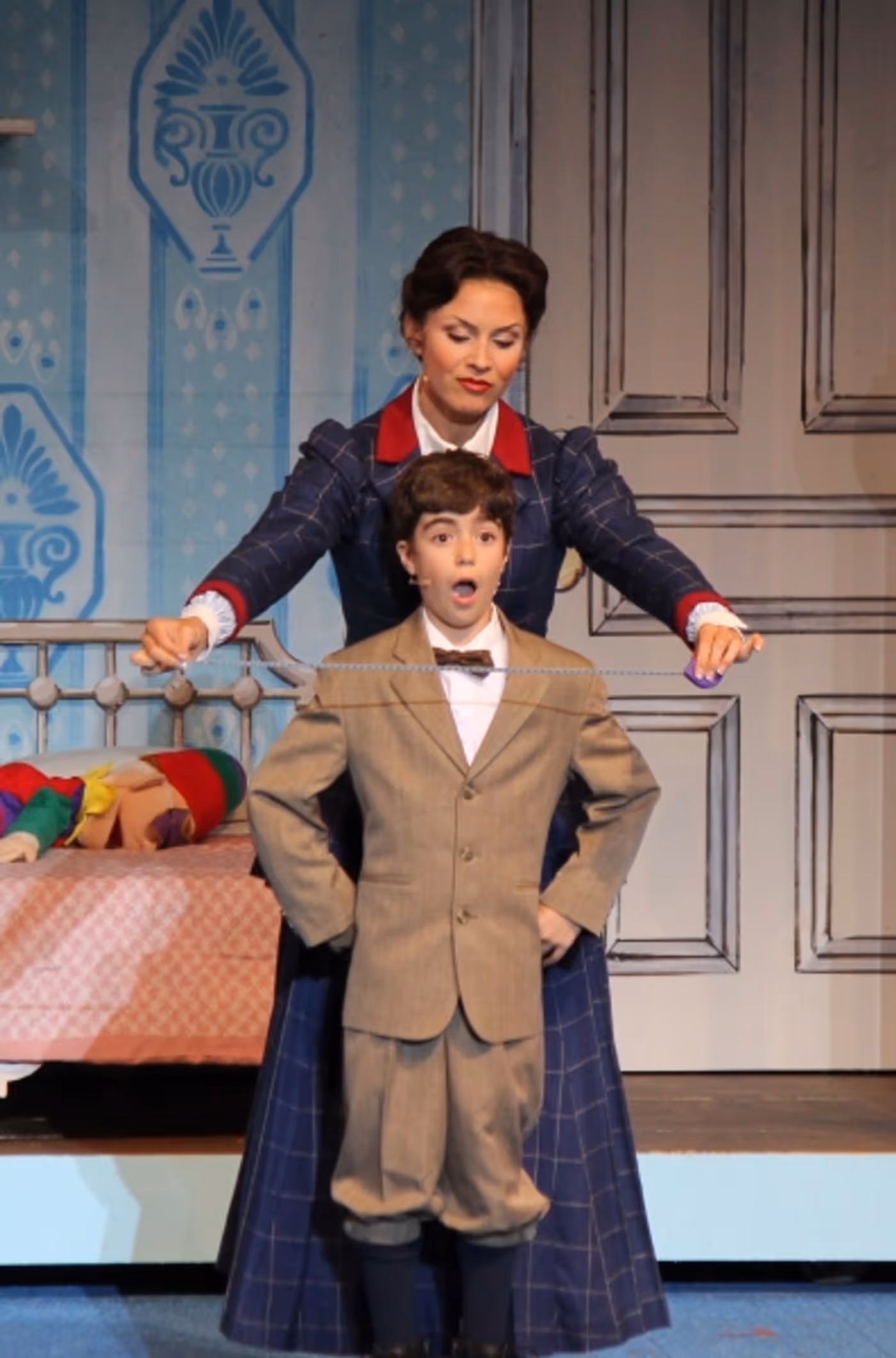 Photos and Video: First Look at Jenny Powers, Rob McClure & More in MARY POPPINS at the MUNY! Image