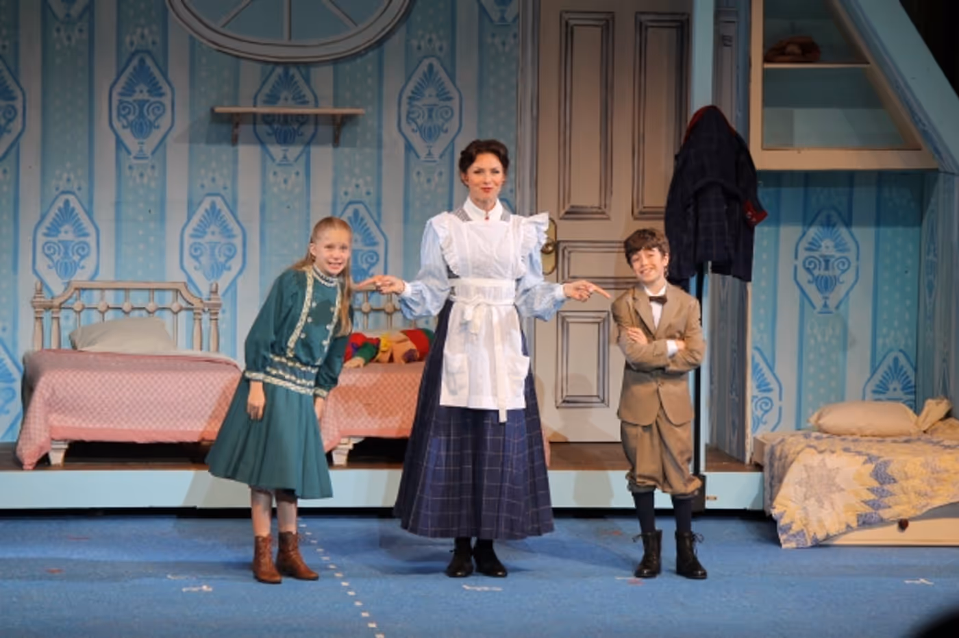 Photos and Video: First Look at Jenny Powers, Rob McClure & More in MARY POPPINS at the MUNY! Image