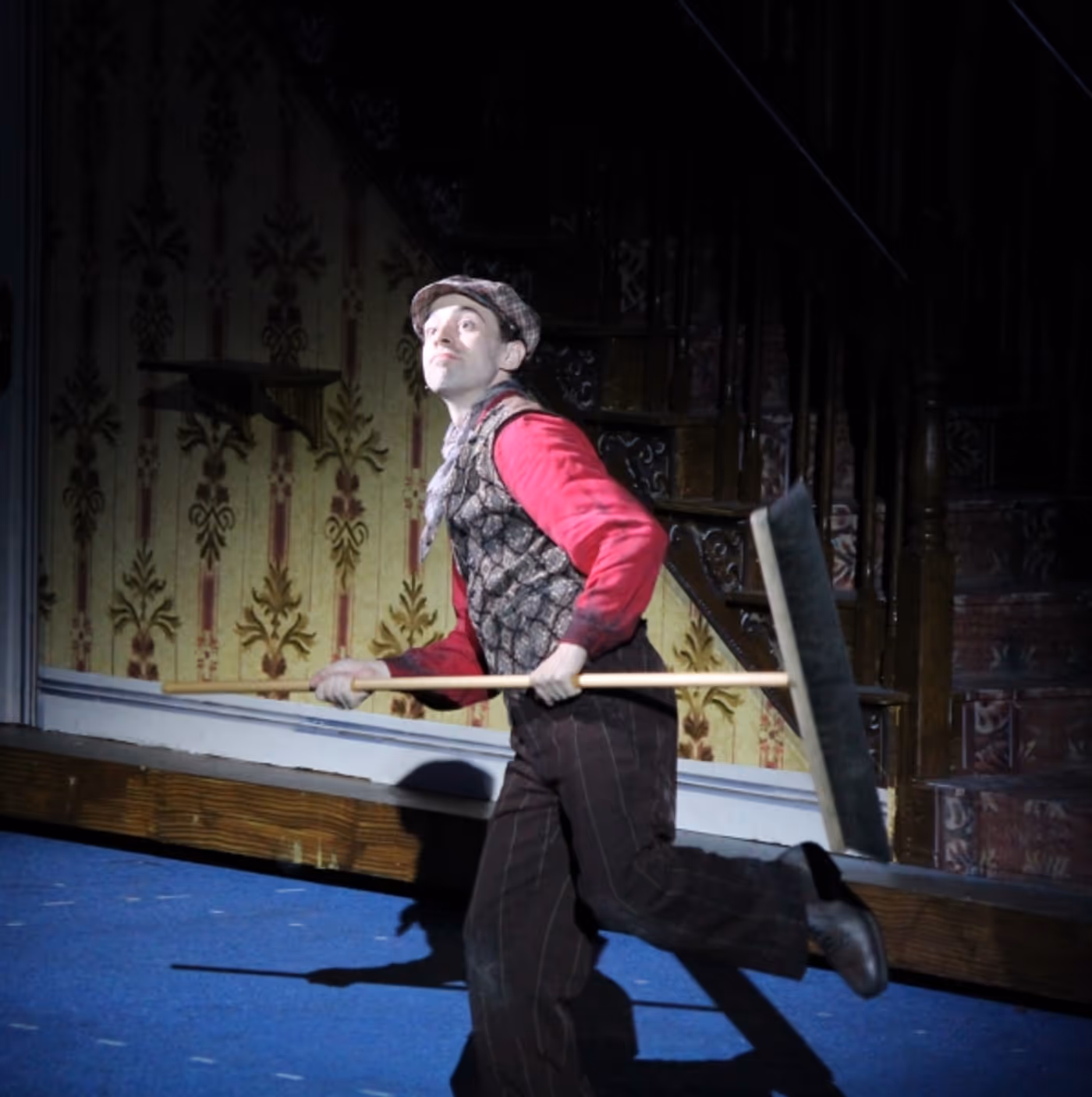 Photos and Video: First Look at Jenny Powers, Rob McClure & More in MARY POPPINS at the MUNY! Image