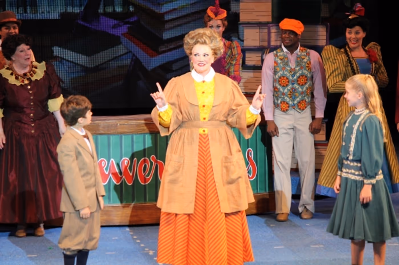 Photos and Video: First Look at Jenny Powers, Rob McClure & More in MARY POPPINS at the MUNY! Image