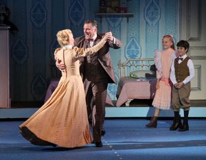 Erin Dilly , Elizabeth Teeter, Aidan Gemme @ BroadwayWorld Erin Dilly , Elizabeth Teeter, Aidan Gemme Photo