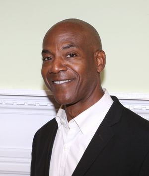 John Earl Jelks @ BroadwayWorld John Earl Jelks Photo