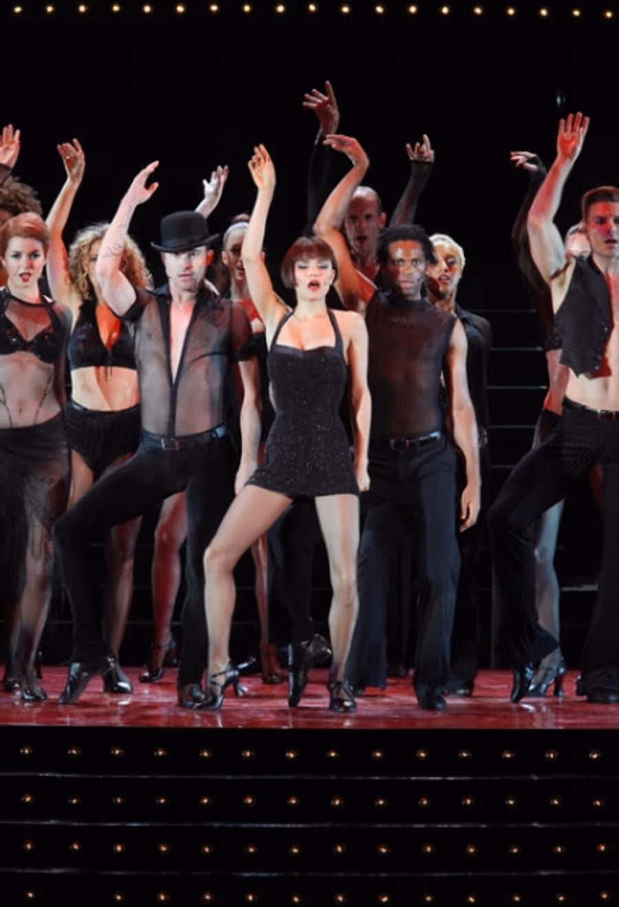 Photo Flash: Hotcha! CHICAGO Rocks the Hollywood Bowl - Samantha Barks, Ashlee Simpson and More! Image