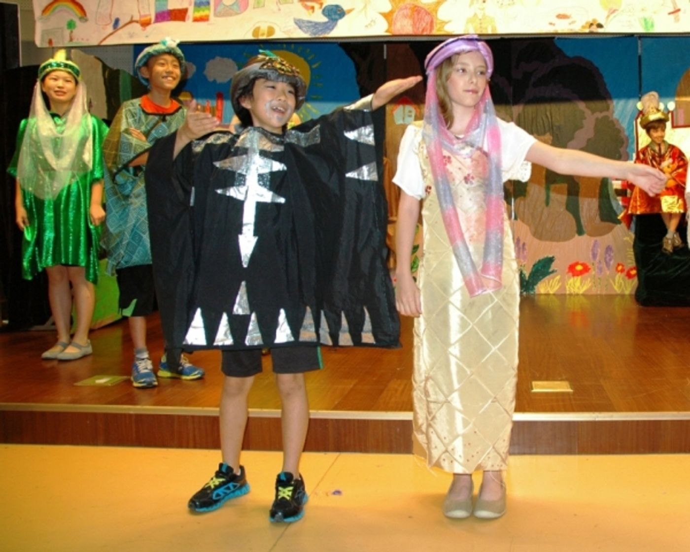 Photo Coverage: Beijing Playhouse Academy of Performing Arts' Performance of Ali Baba and the Forty Thieves  Image