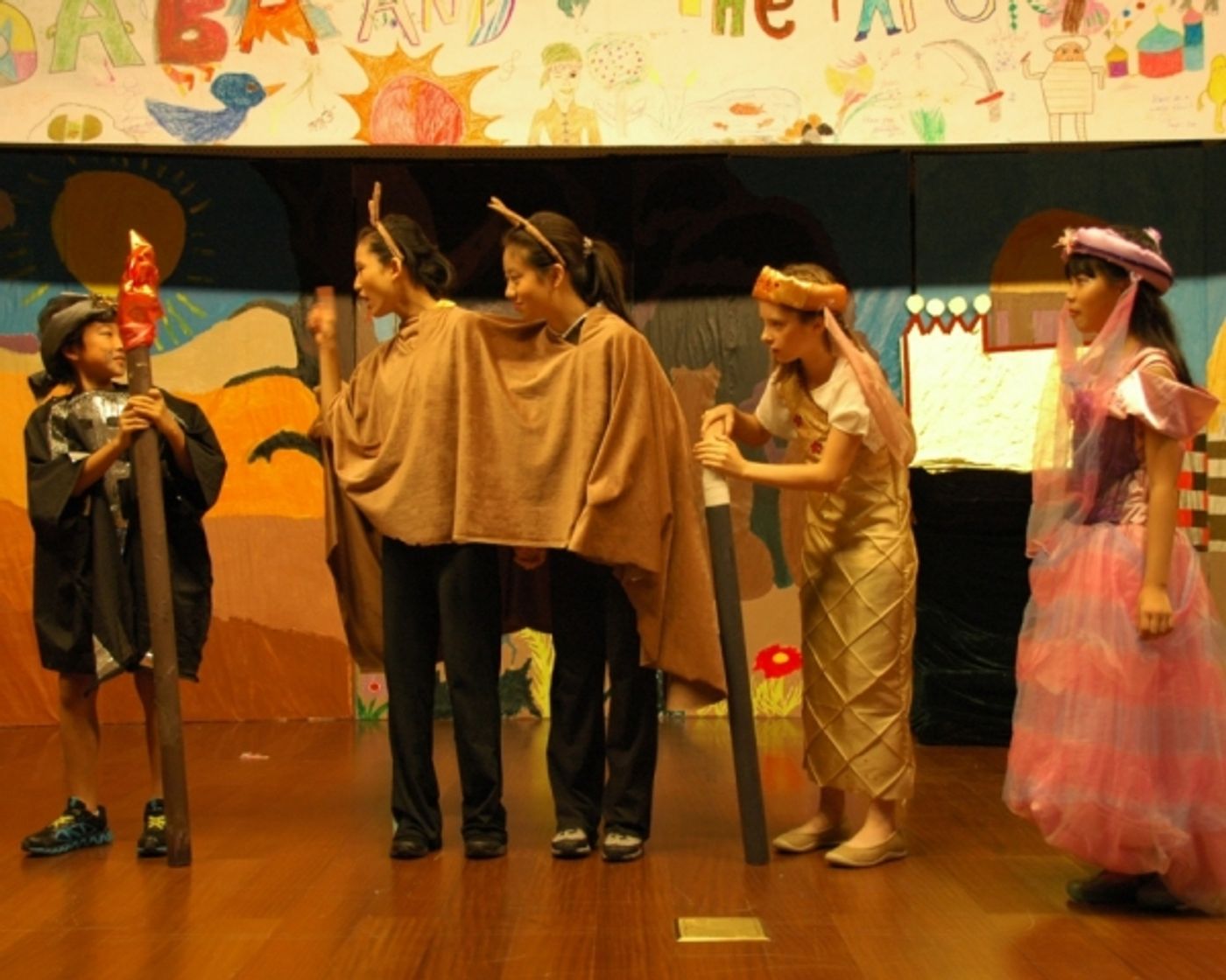 Photo Coverage: Beijing Playhouse Academy of Performing Arts' Performance of Ali Baba and the Forty Thieves  Image