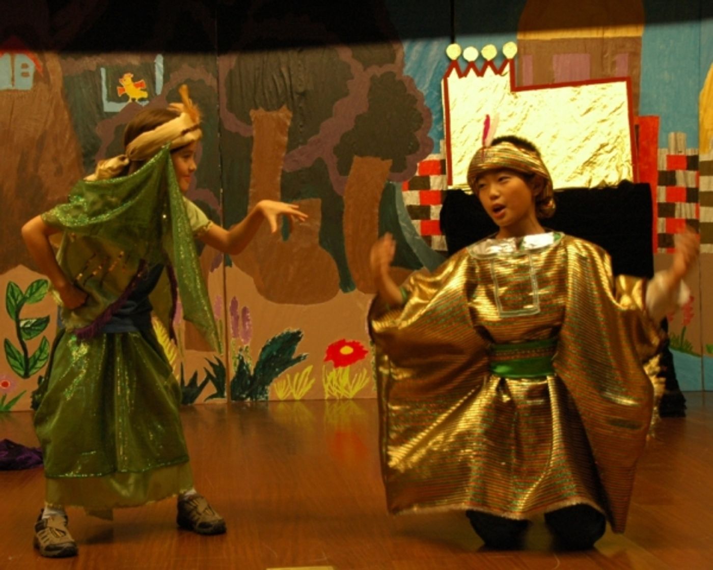 Photo Coverage: Beijing Playhouse Academy of Performing Arts' Performance of Ali Baba and the Forty Thieves  Image