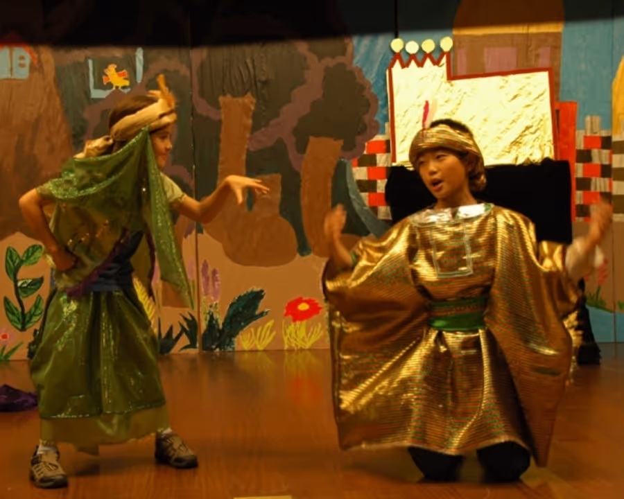 Photo Coverage: Beijing Playhouse Academy of Performing Arts' Performance of Ali Baba and the Forty Thieves Image