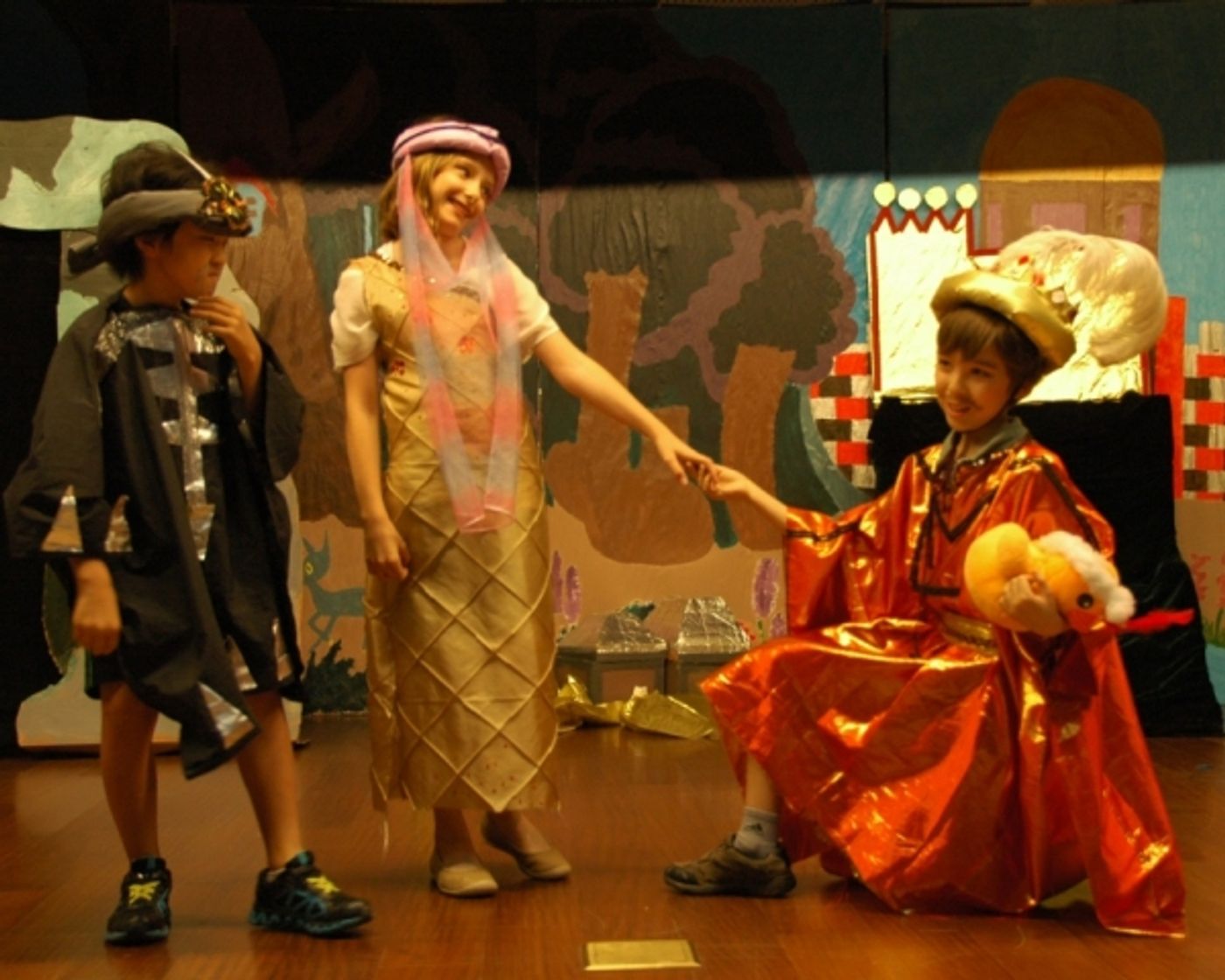 Photo Coverage: Beijing Playhouse Academy of Performing Arts' Performance of Ali Baba and the Forty Thieves  Image