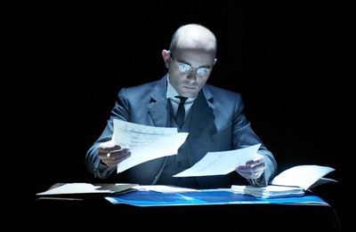 Greg Castiglioni as Andrews Photo