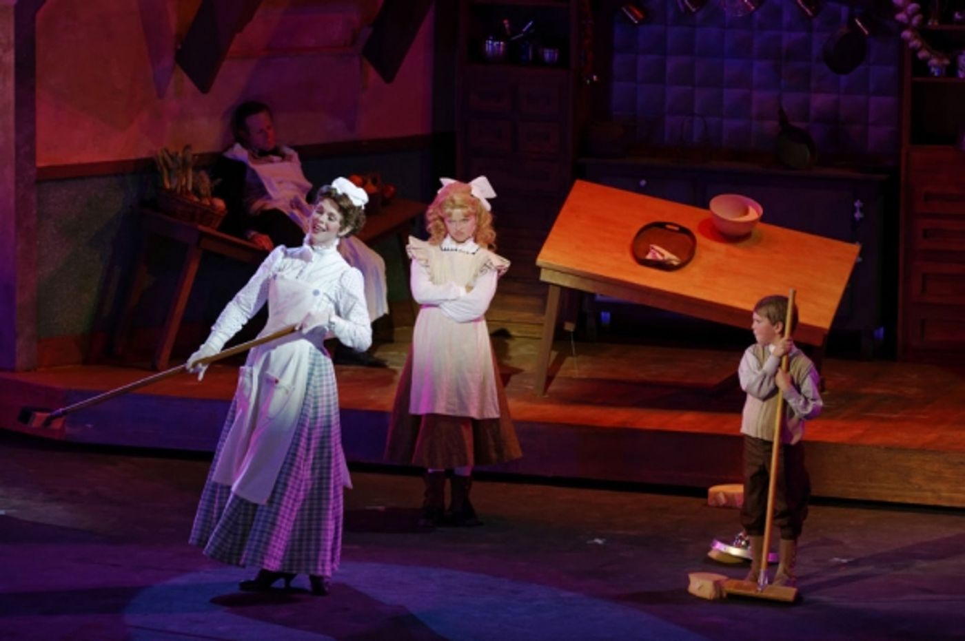 Photo Flash: First Look at Jesse Swimm, Mindy Smoot Robbins and More in Tuacahn's MARY POPPINS  Image