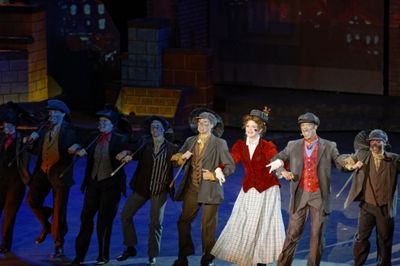 Mindy Smoot Robbins, Jesse Swimm and Cast of Mary Poppins
 Photo