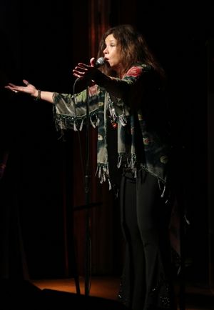 Mary Bridget Davies @ BroadwayWorld Mary Bridget Davies Photo