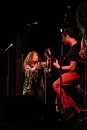 Mary Bridget Davies @ BroadwayWorld Mary Bridget Davies Photo