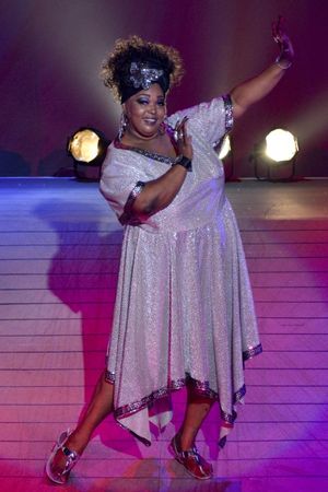 Liz Mikel
@ BroadwayWorld Liz Mikel
Photo