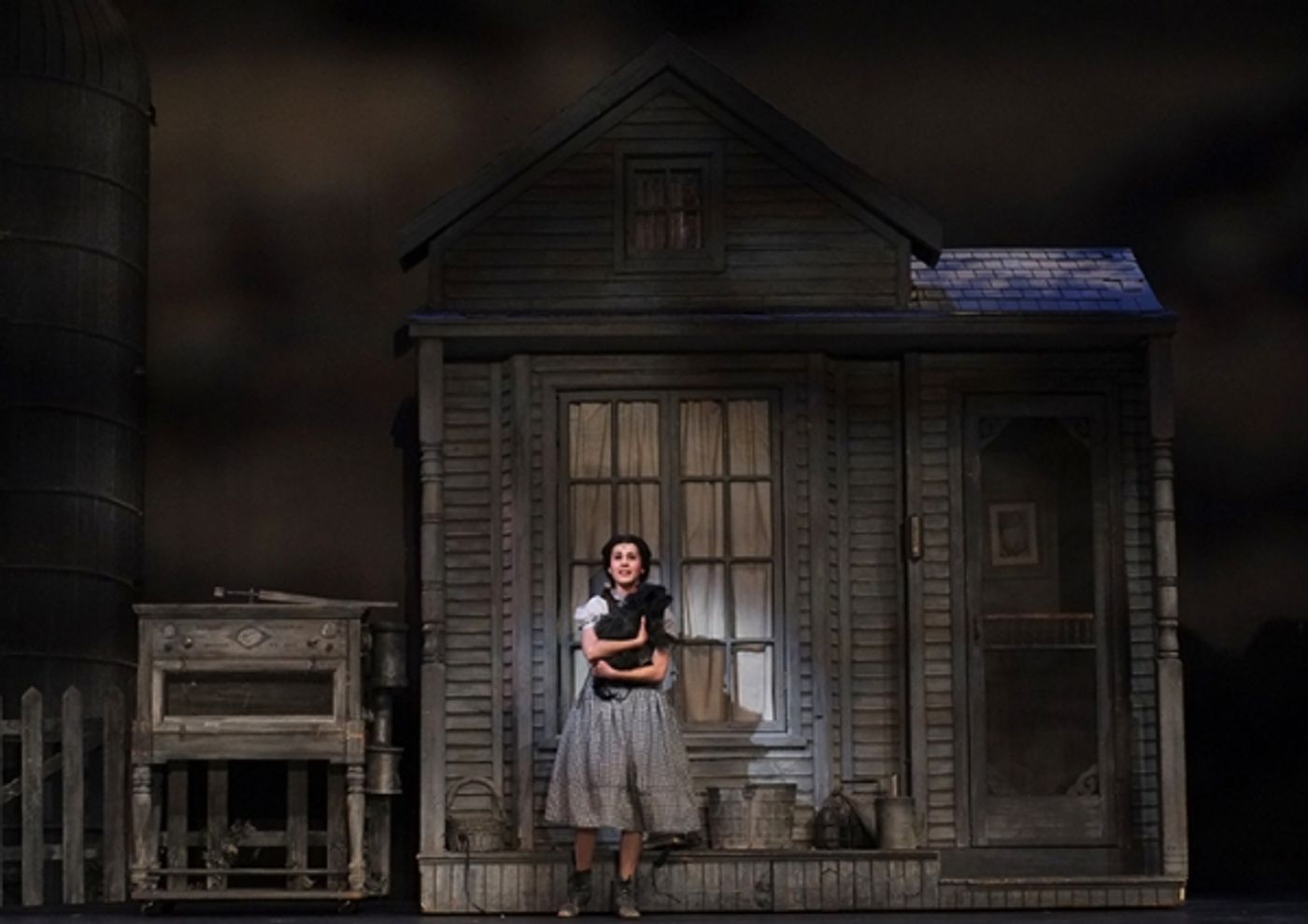 Photo Flash: Moonlight's THE WIZARD OF OZ, Now Playing Through 8/10  Image