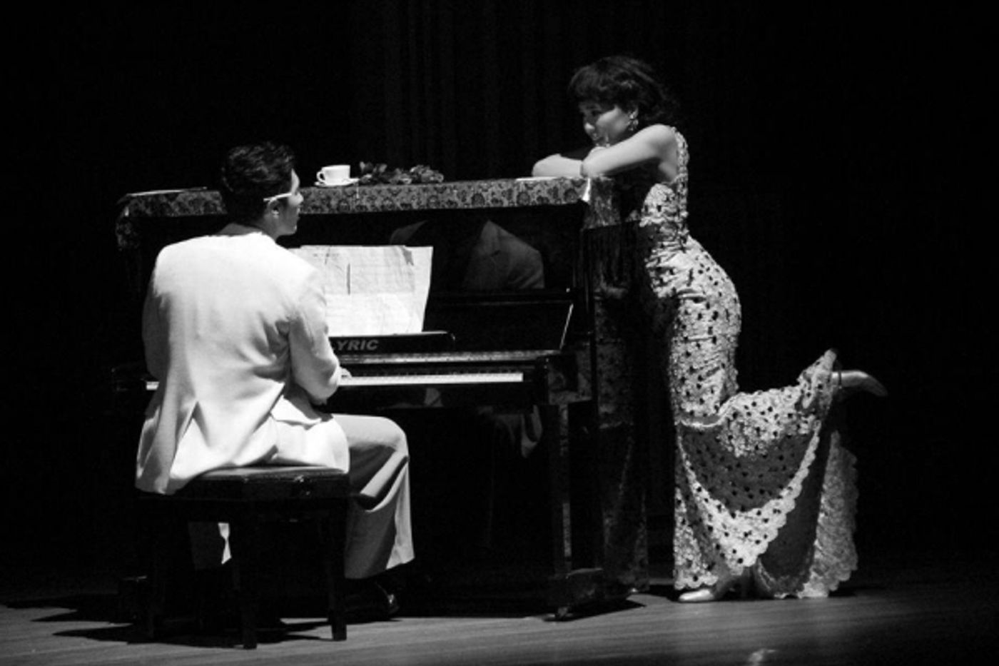 Photos: KATY! Enters Last Weekend; Rave Reviews Pour In Image