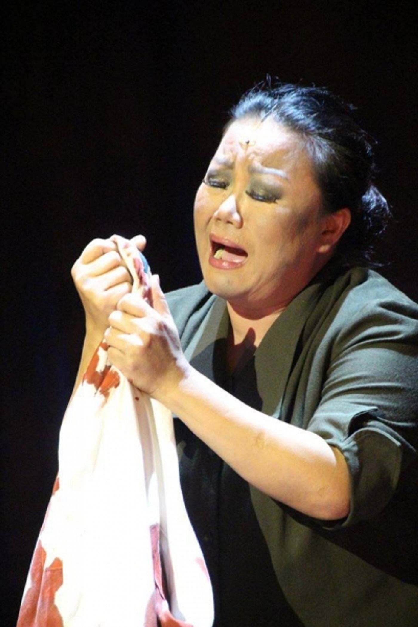 Photos: KATY! Enters Last Weekend; Rave Reviews Pour In Image