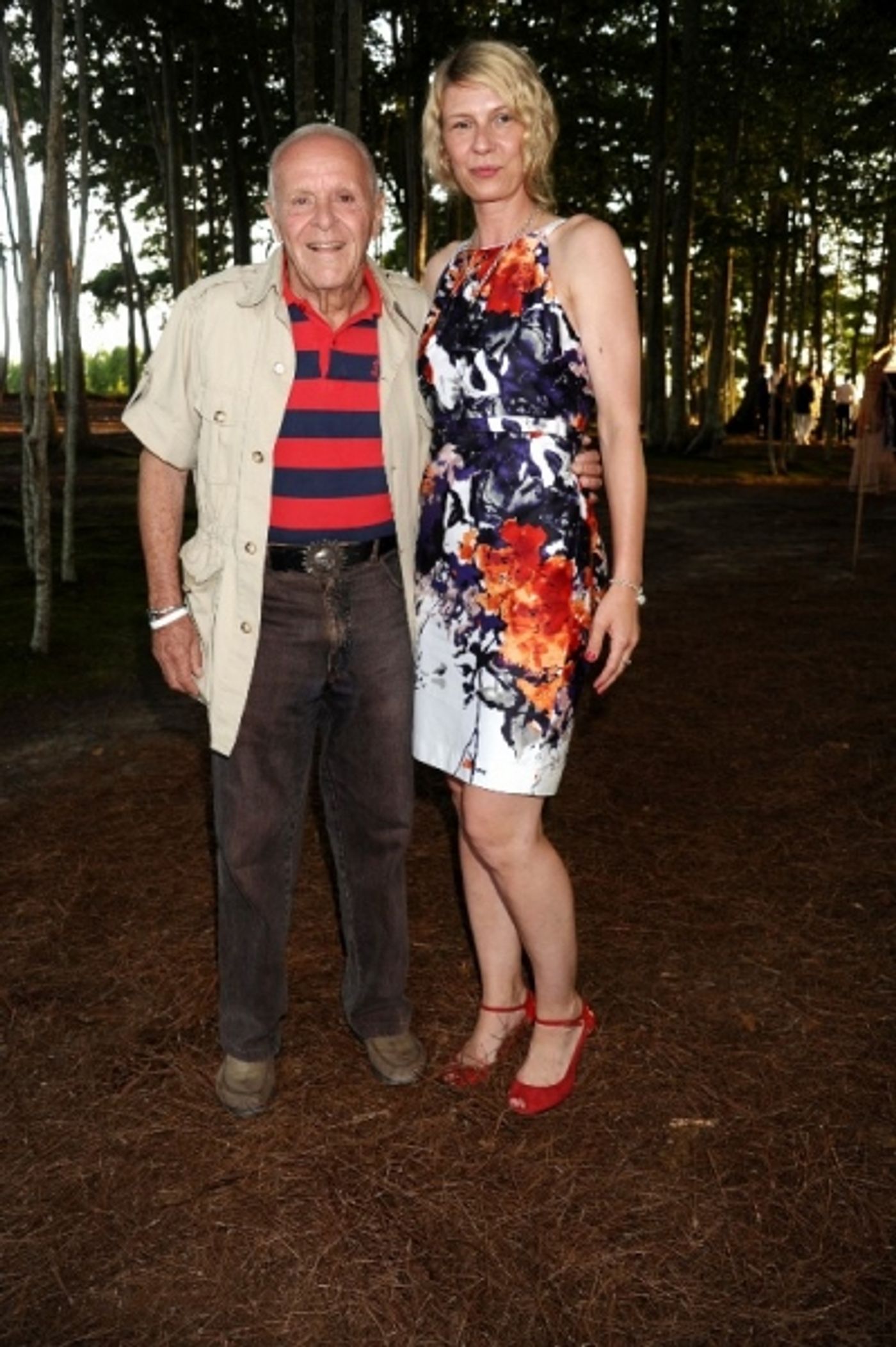 Photo Flash: Alan Cumming, Lady Gaga and More at 2013 Watermill Center Summer Benefit  Image