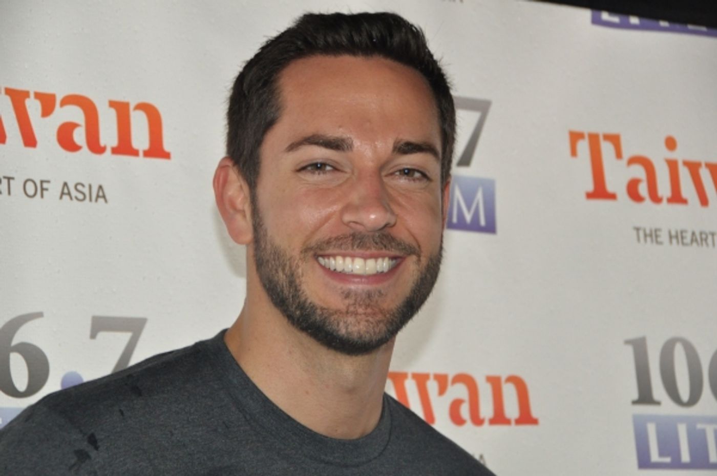 Photo Coverage: KINKY BOOTS, FIRST DATE, BIG FISH & More Visit BROADWAY IN BRYANT PARK! Image