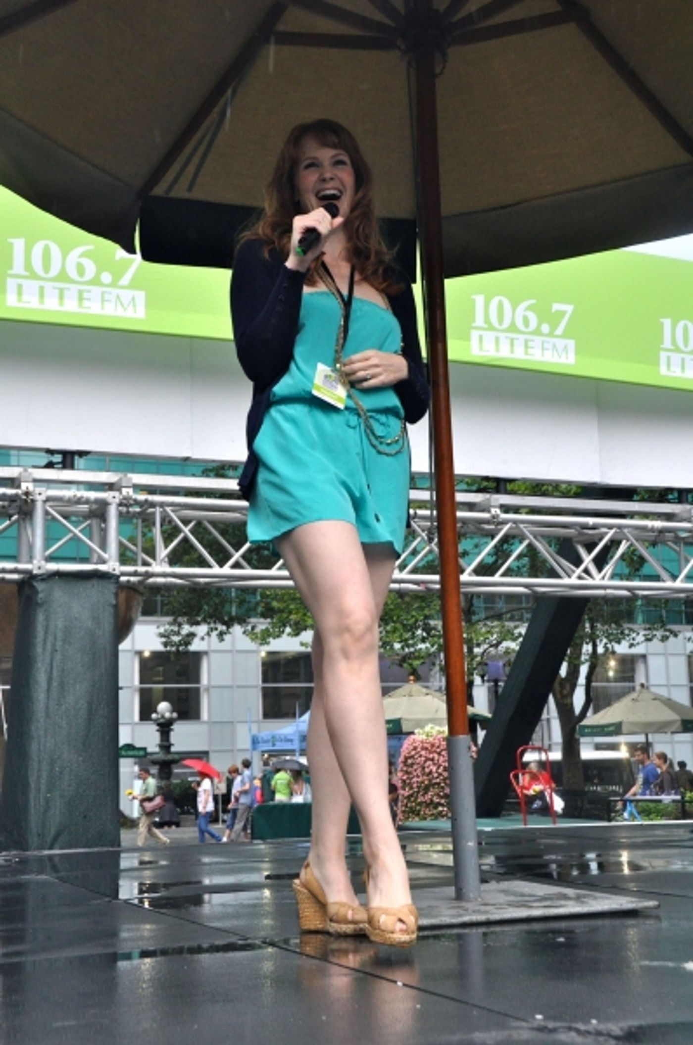 Photo Coverage: KINKY BOOTS, FIRST DATE, BIG FISH & More Visit BROADWAY IN BRYANT PARK! Image