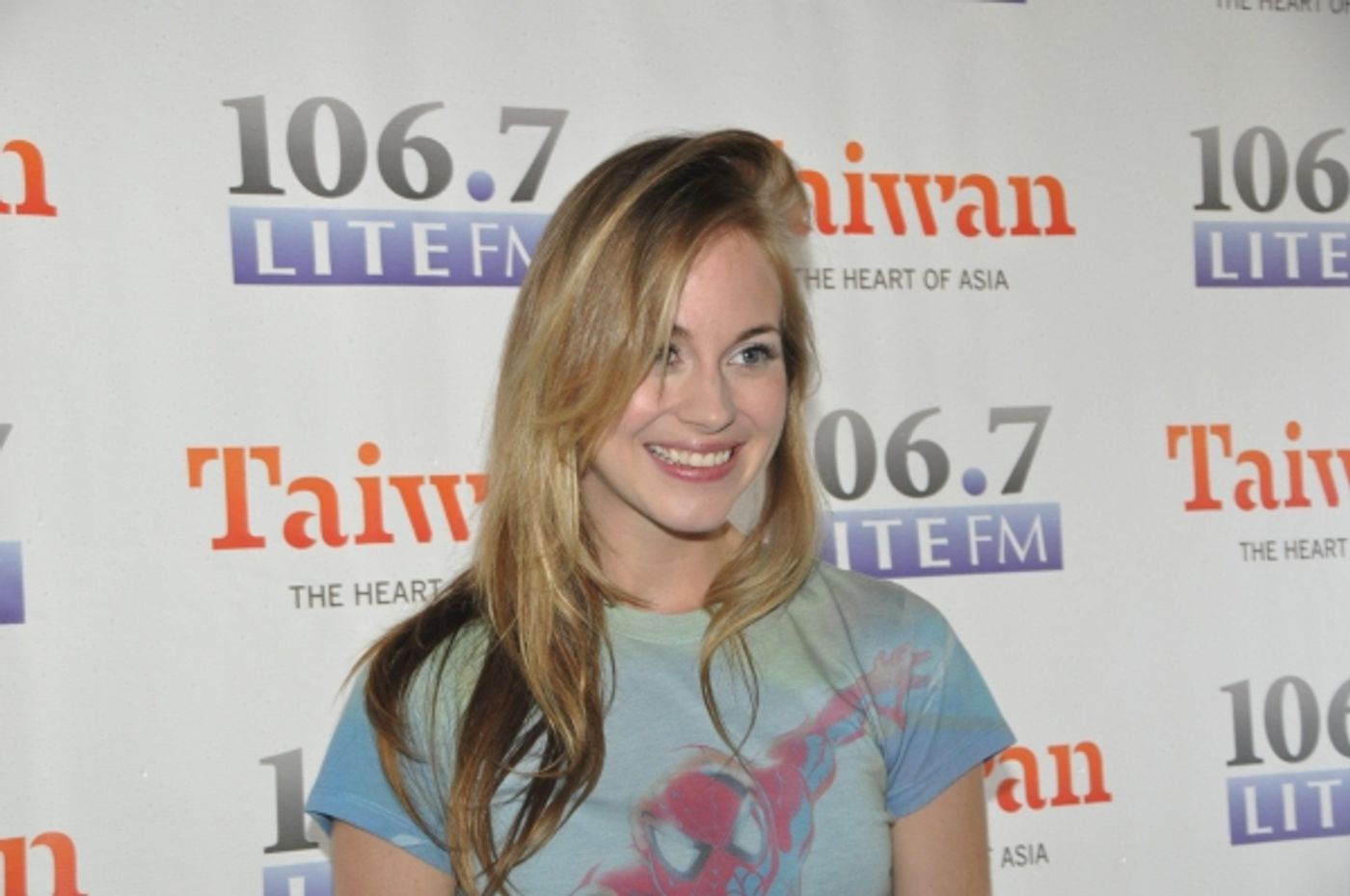 Photo Coverage: KINKY BOOTS, FIRST DATE, BIG FISH & More Visit BROADWAY IN BRYANT PARK! Image
