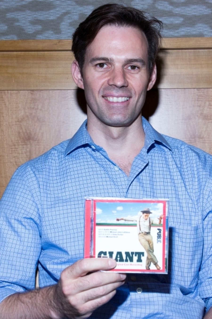 Photo Coverage: Kate Baldwin, Brian D'Arcy James & PJ Griffith Sing GIANT at Barnes & Noble! Image