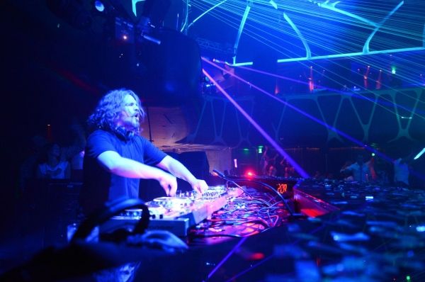 Tommy Trash Photo