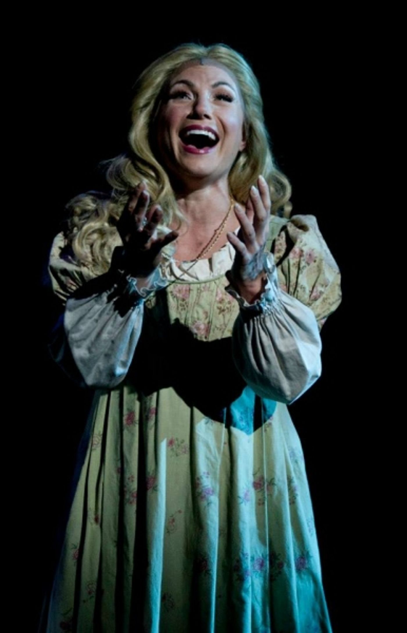 Photo Flash: Bart Shatto, Kelly McCormick and More in Surflight's LES MISERABLES - Full Production Shots!  Image