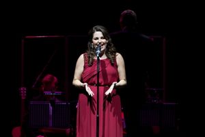 Chloe Hart @ BroadwayWorld Chloe Hart Photo