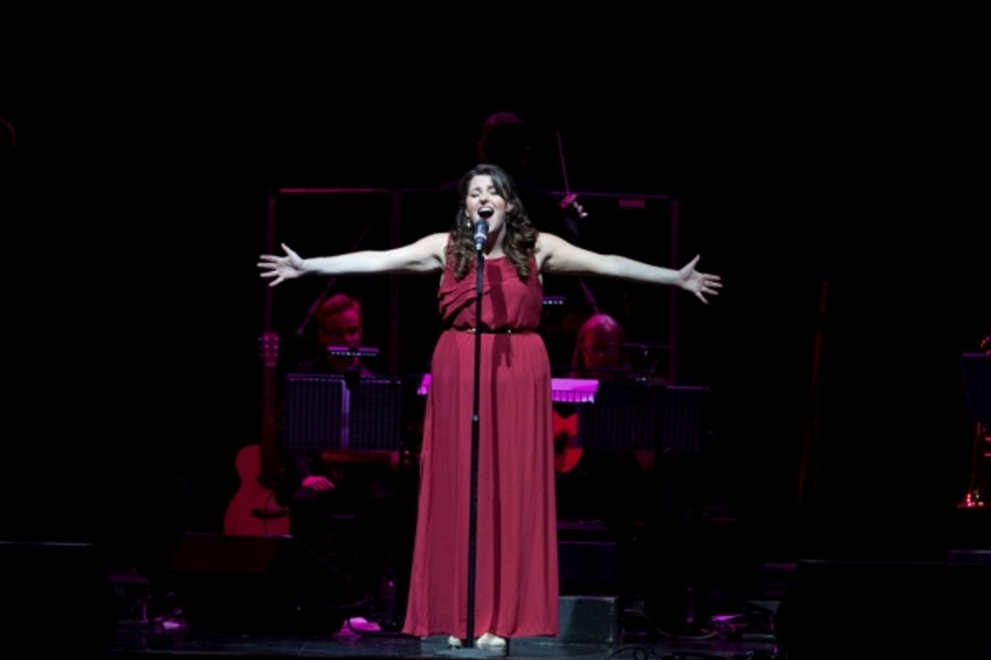 Photo Flash: First Look at Scott Alan and Co in Concert at the Indigo O2 in London  Image