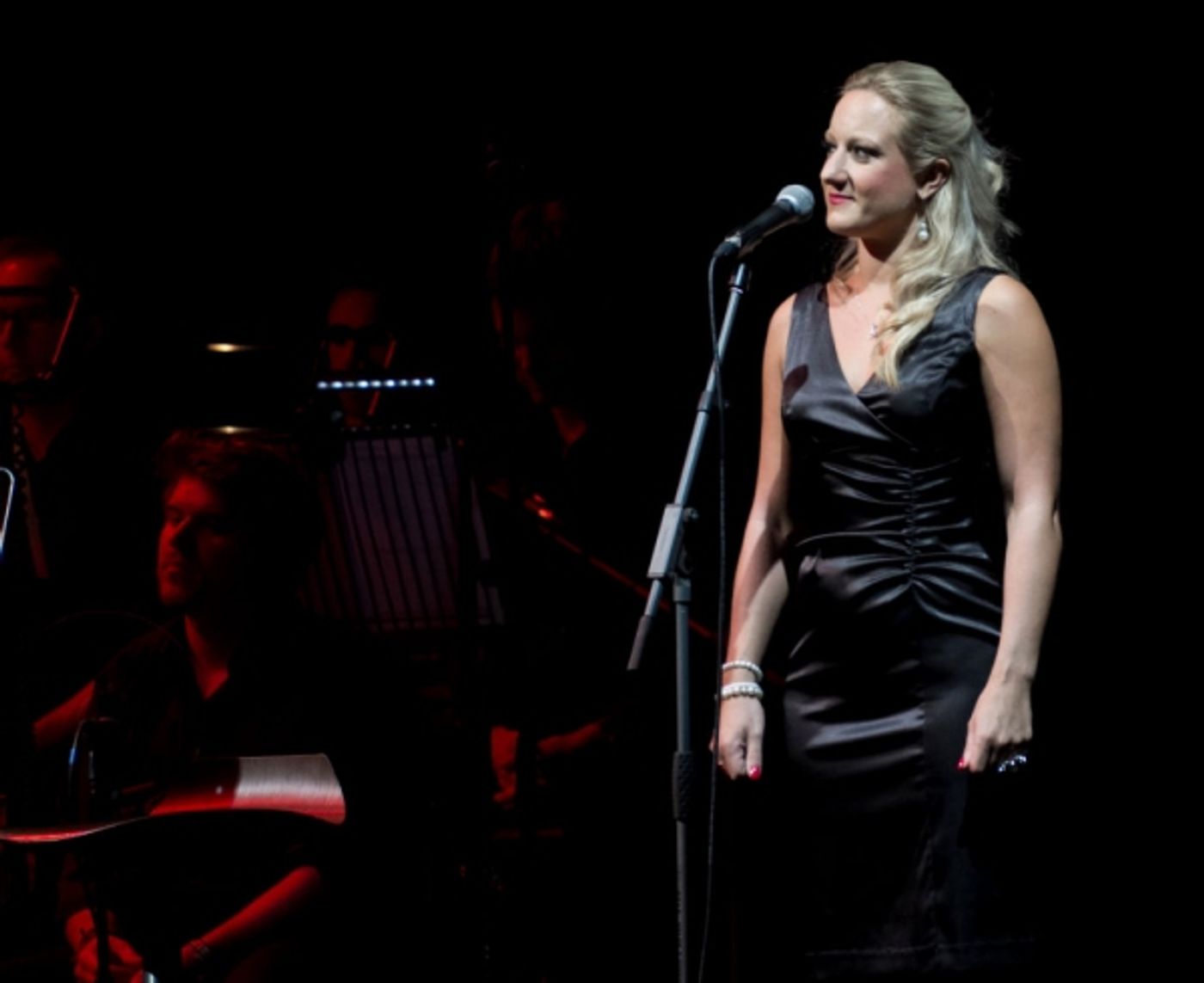 Photo Flash: First Look at Scott Alan and Co in Concert at the Indigo O2 in London  Image