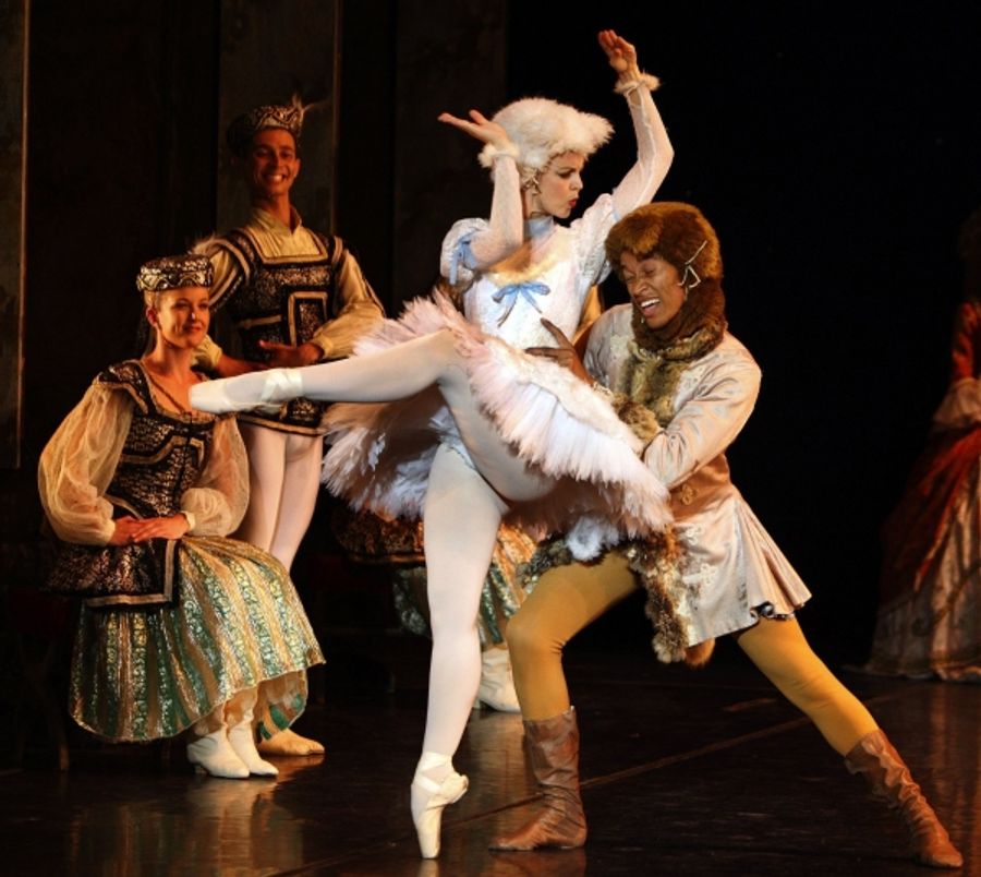 Photo Flash: First Look at Cape Town City Ballet's SLEEPING BEAUTY Image