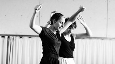 Scarlett Mackmin and Jenny Fennessy Photo