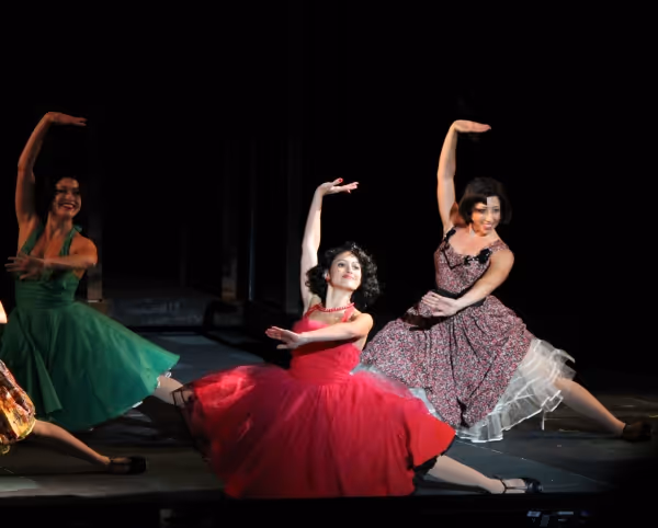 Natalie Cortez and cast Photo