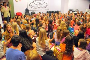 Billy Porter @ BroadwayWorld Billy Porter Photo