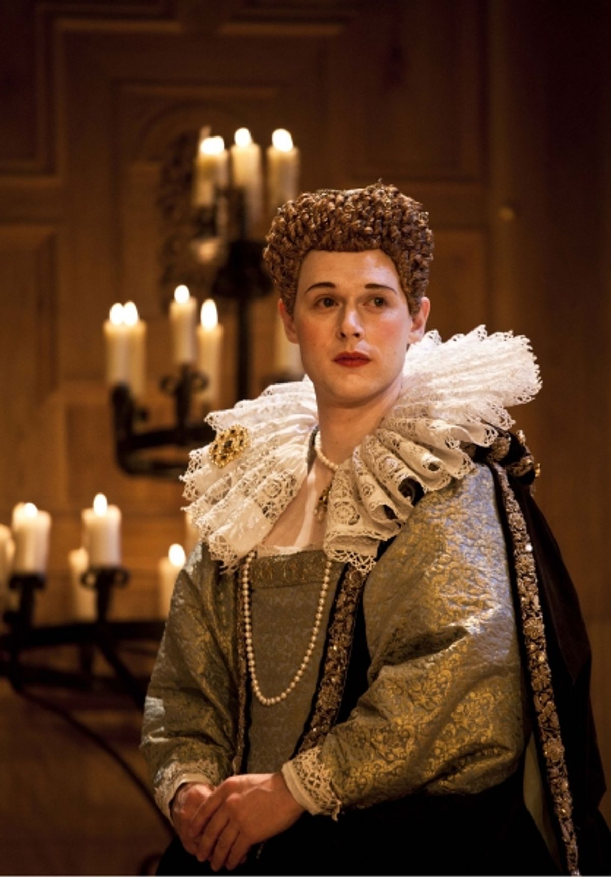Samuel Barnett (Queen Elizabeth) at 