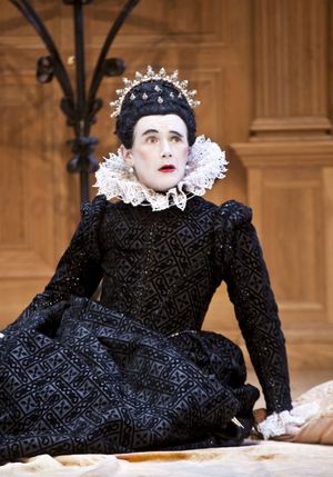 Mark Rylance as Olivia Photo
