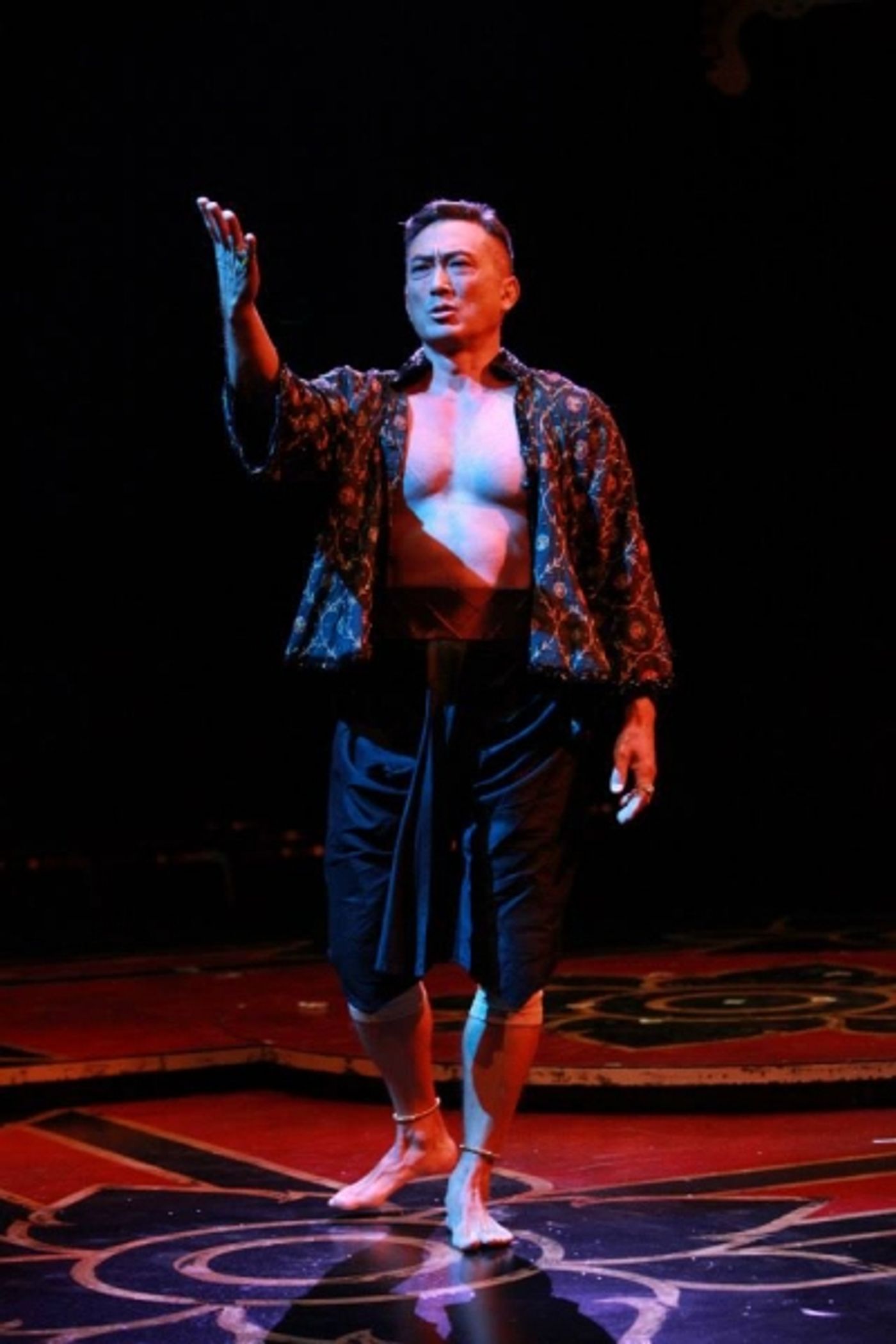 Photo Flash: First Look at Christiane Noll, Paul Nakauchi, Telly Leung and More in THE KING AND I at Music Circus  Image