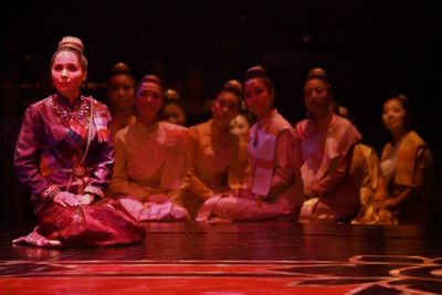 Tami Swartz (Lady Thiang) and the Royal Wives  Photo