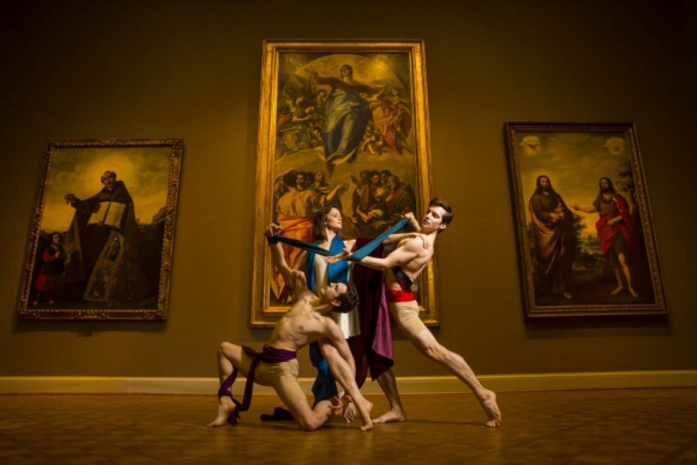 Photo Flash: First Look at Hubbard Street Dancers  Image