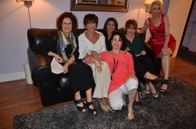 Leslie Avayzian, Mercedes Ruehl, Angela LaGreca, Joy Behar, Julie Halston and Susie E Photo